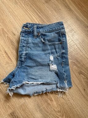 Old Navy High-Rise OG Straight Jean Shorts - Light Blue